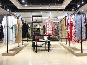 庫存女裝貨源批發(fā)拿貨方式詳解