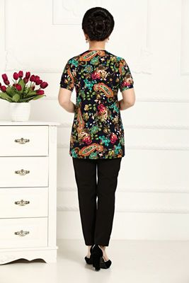 2014夏季中老年女裝批發(fā)指南 韓版大碼蕾絲短款連衣裙引領(lǐng)媽媽裝新風(fēng)尚